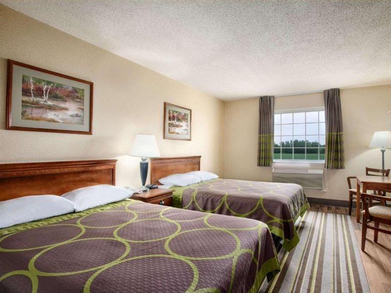 Super 8 by Wyndham Grayville Eksteriør billede