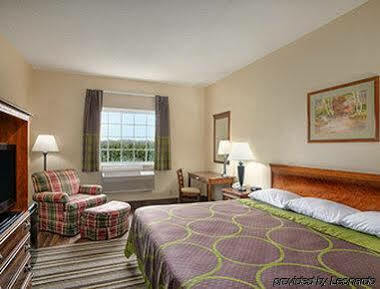 Super 8 by Wyndham Grayville Eksteriør billede